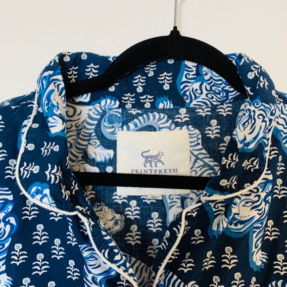 Print Fresh Tiger Queen Flannel Pajama Top XL Navy Blue Button Up Long Sleeve - Picture 3 of 14